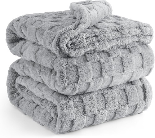 Large soft fleece throw - fleece,