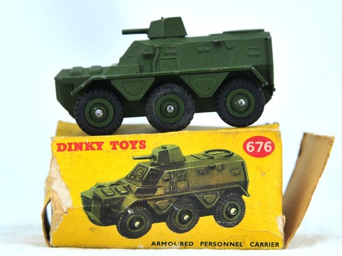Dinky toys 676 - dinky, armoured