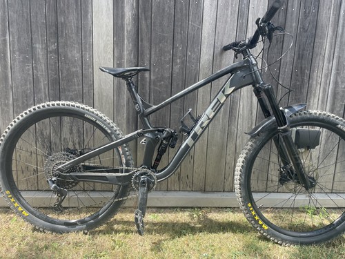 Trek slash gen 2022 size - size, x
