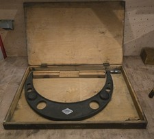 Large Vintage Moore & Wright