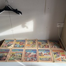 Jinty and Linday comics x 10 issues bundle - 1976 & 1975