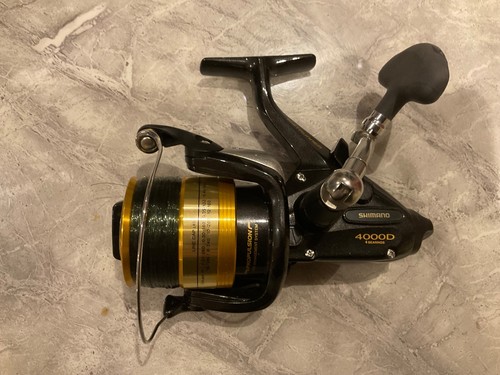 Shimano baitrunner 4000d reel - shimano,
