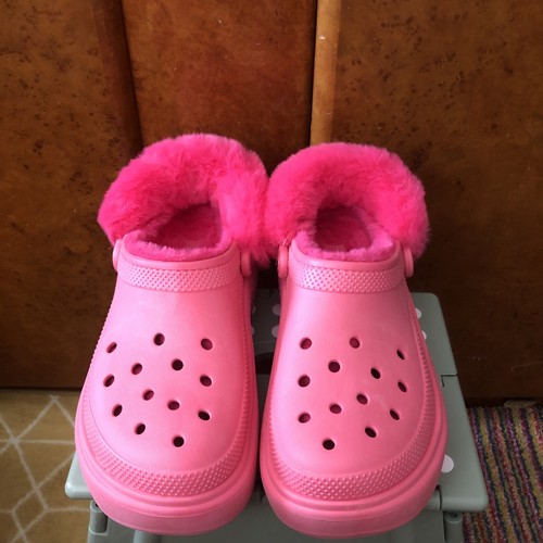 Crocs ladies size - 8, pink
