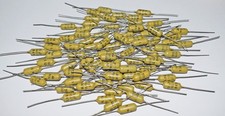 JOB LOT 78 PIECES MUSTARD