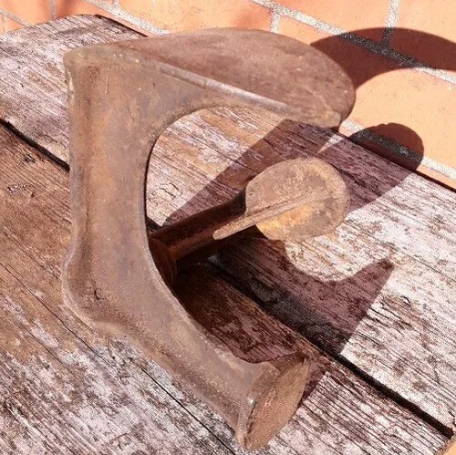 Vintage three size - cast, iron