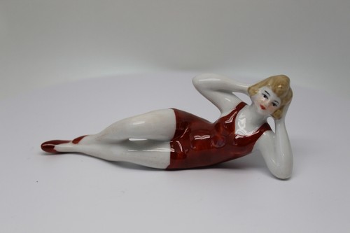 Figurine bathing beauty sexy - bathing,