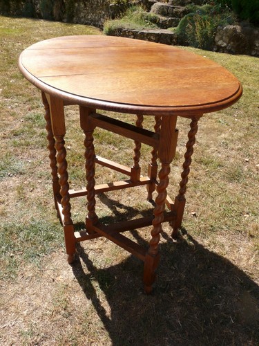 Oak gateleg table - , with