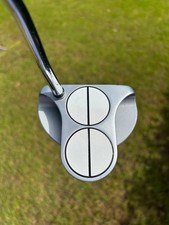 Odyssey Tour White Hot OG 2-Ball with Tour Crip and Tour Line Putter