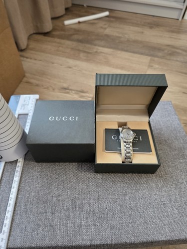 Gucci 9040l ladies watch - gucci,
