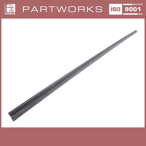 Sealing strip door slot for