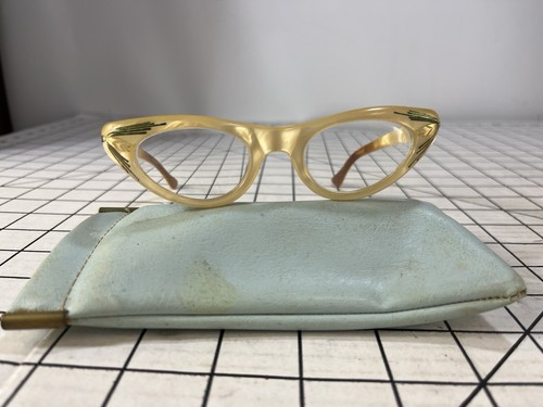 Vintage 1950s pearlescent - vintage,