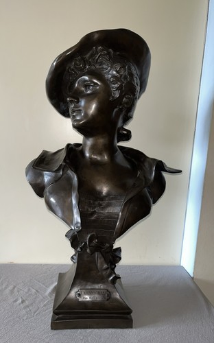 Bronzed spelter bust a - a,