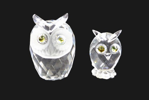 Pair mixed sized - of,