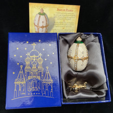 Atlas Editions Faberge Egg Collection - Nest of Pearles  - Trinket Box on Stand