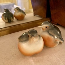 Vintage Lomonosov or Royal Copenhagen? Pair of Robins Finches birds & another.