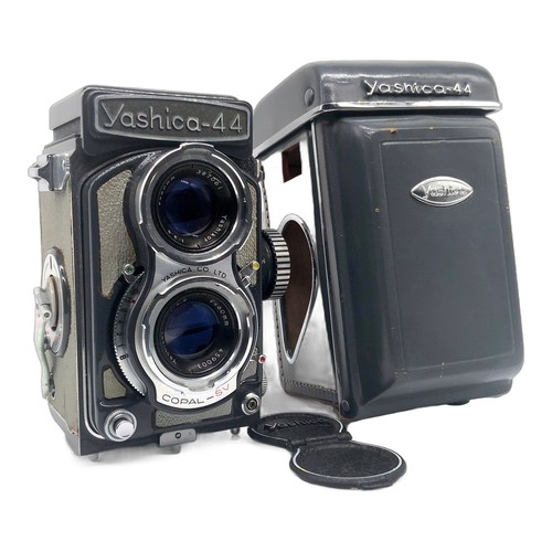 Yashica tlr with - 44,