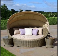 Maze Rattan - Winchester Rattan Daybed With 1 Side Table Only