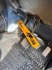 Centinel Clutch Claw Car