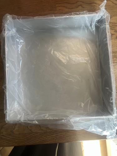 Large square cake tin - cake,