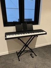 KORG B2 Digital Piano with 88