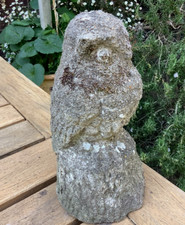 VINTAGE NATURALLY WEATHERED GARDEN STATUE FEATURING OWL  23cm 2.5kg GARDEN POND