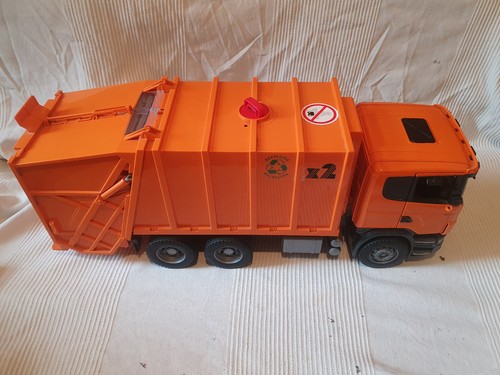 Bruder recycle truck - bruder,