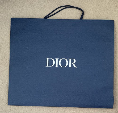 Dior gift bag - dior,