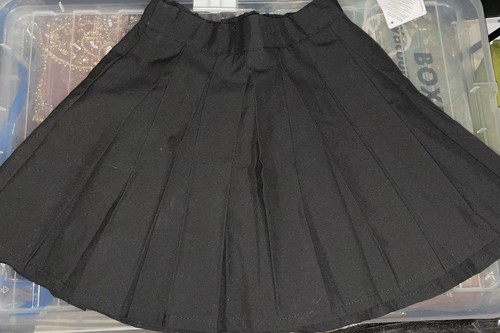 Black pleated school - pleated,