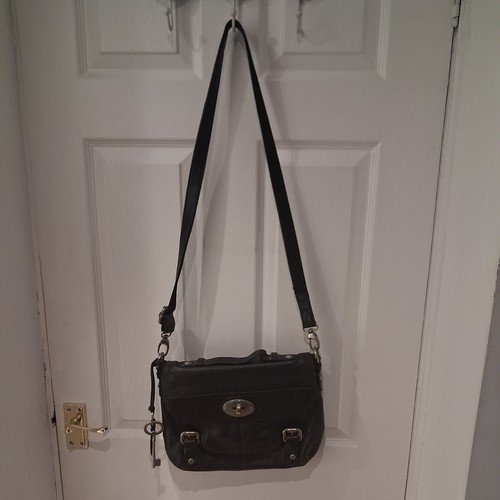 Fossil black messeneger