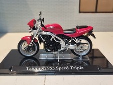 Triumph 955 Speed Triple Red