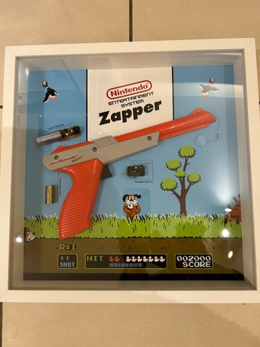 Disassembled nintendo zapper - disassembled,