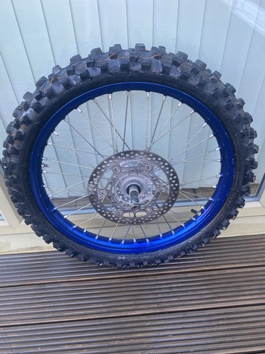 Yamaha 125 front wheel - 125,