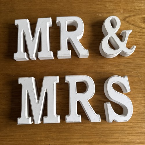Mrs letters wedding - &,
