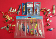 SELECTION OF FISHING LURES FOR
