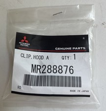 Mitsubishi MR288876 Bonnet