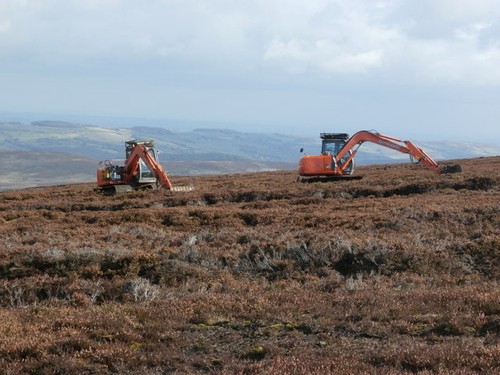 Photo mechanical diggers on - photo,