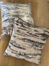 2 x Harlequin Contemporary