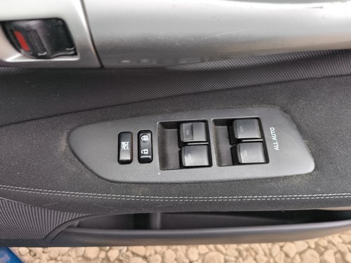 Toyota auris 2009 2012 - toyota,