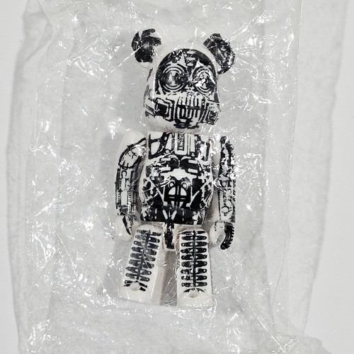 Medicom bearbrick figure - medicom,