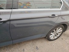 2015 -2024 VOLKSWAGEN PASSAT B8 NSR PASSENGER SIDE REAR DOOR (GREY)