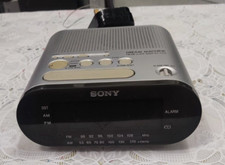 SONY ICFC218 ALARM CLOCK RADIO AM/FM.