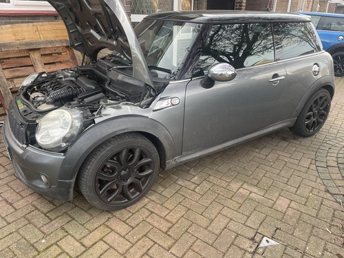 Breaking mini cooper - mini, 1.6