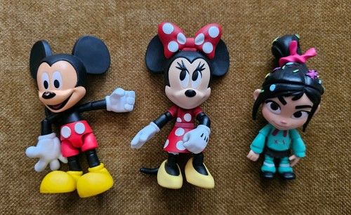 Disney store toy - store, box