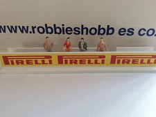 1:32 Scale Pirelli Pitwall -