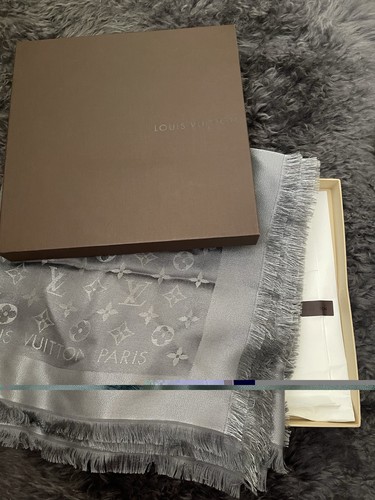 Louis vuitton shawl - louis,