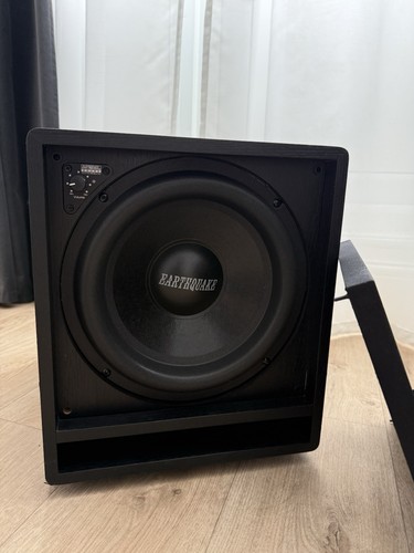 Subwoofer earthquake audio - subwoofer,
