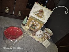 NEW Yankee Candle Light Up Gingerbread House Christmas Hanging Wax Melt Burner