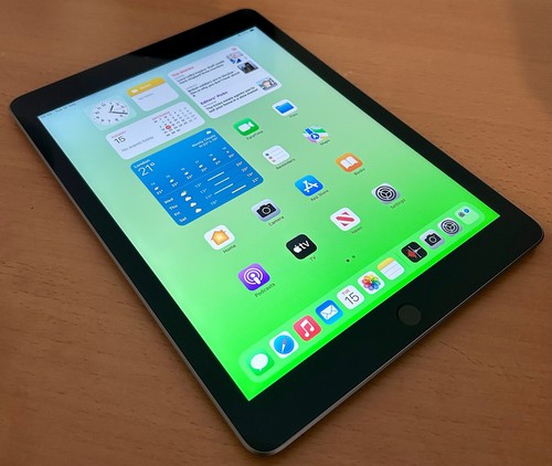 Apple ipad - (6th,