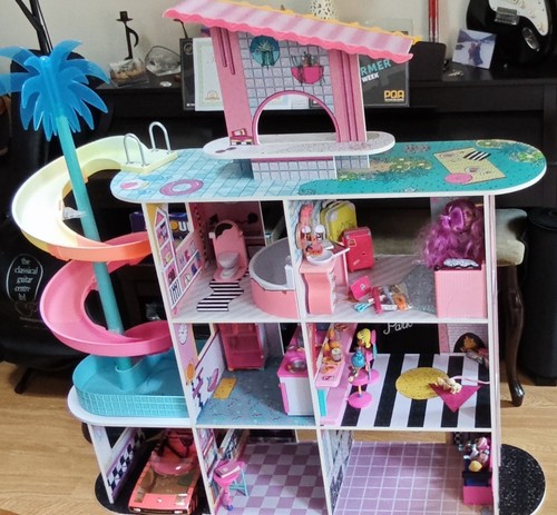 Lol doll house with - car, and