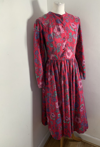 Laura ashley vintage midi - ashley,